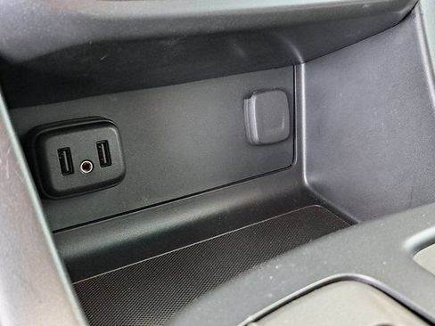 Used 2022 Chevrolet Colorado W/T w/ WT Convenience Package RWD image 15