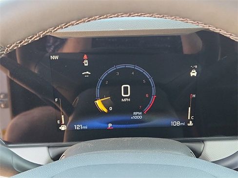 New 2025 Chevrolet TrailBlazer LT w/ Convenience Package image 16