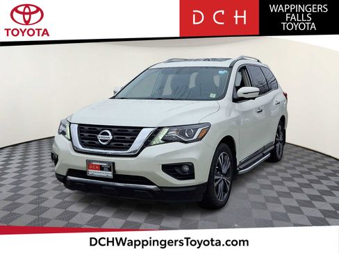 Used 2020 Nissan Pathfinder Platinum image 1