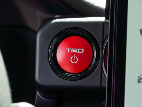 Used 2026 Toyota Tacoma TRD Pro w/ Tow Tech Package AWD/4WD image 39