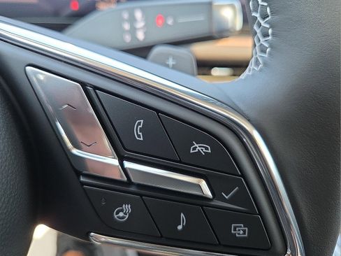 New 2025 Buick Envision Sport Touring image 16