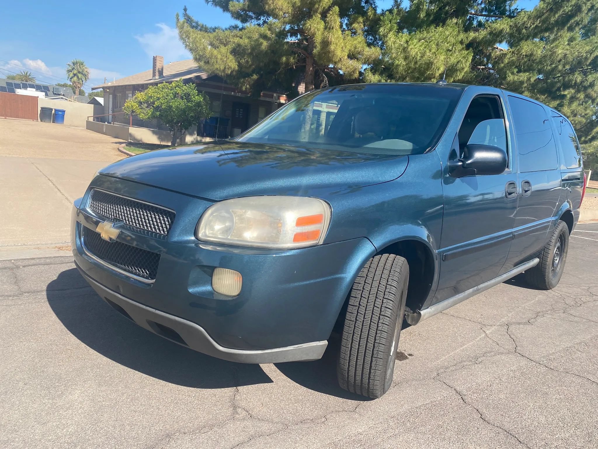 Used 2005 Chevrolet Uplander w/ Climate Package FWD image 38
