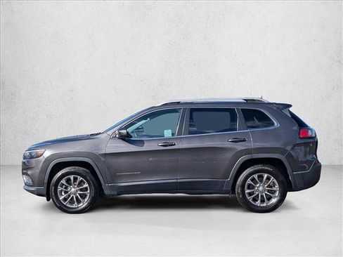 Used 2019 Jeep Cherokee Latitude Plus w/ Comfort/Convenience Group image 9