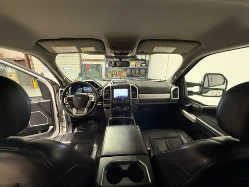 Used 2020 Ford F250 Lariat AWD/4WD image 17