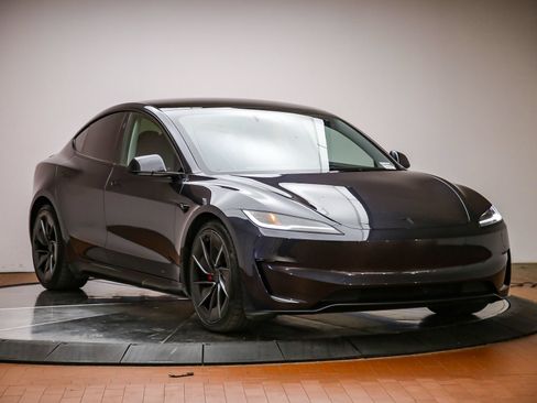 Used 2024 Tesla Model 3 Performance AWD/4WD image 5