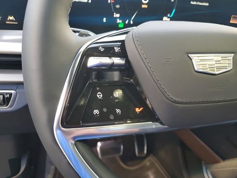 New 2026 Cadillac Vistiq Premium Luxury AWD/4WD image 33