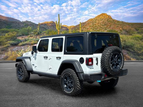 Used 2023 Jeep Wrangler Unlimited w/ 8.4" Radio Group AWD/4WD image 6
