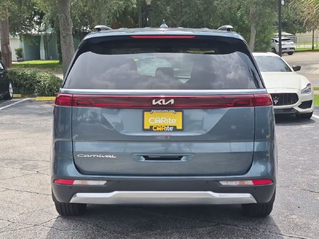 Used 2022 Kia Carnival SX FWD image 6