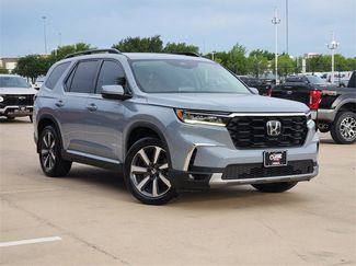 Used 2023 Honda Pilot Touring video 2