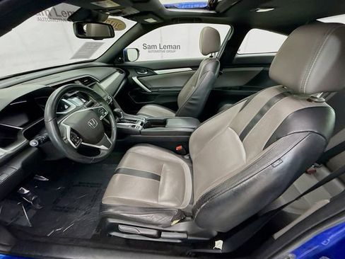 Used 2017 Honda Civic Touring image 23