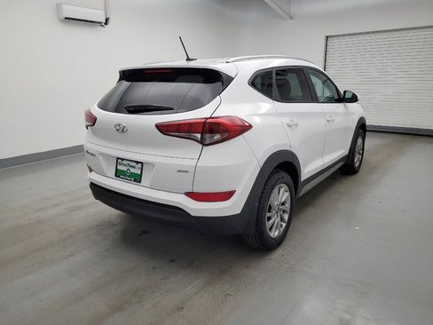 Used 2017 Hyundai Tucson SE AWD/4WD image 9