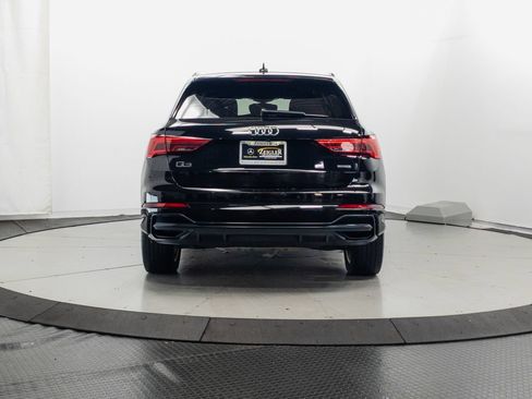 Used 2021 Audi Q3 2.0T Premium Plus w/ Premium Plus Package AWD/4WD image 24