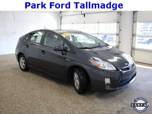 Used 2010 Toyota Prius Two w/ Preferred Accessory Pkg image 7