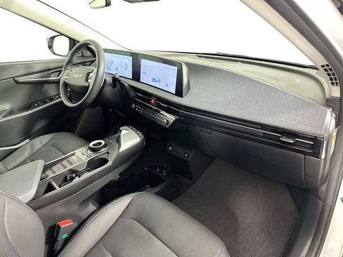 Used 2024 Kia EV6 Wind w/ Wind Technology Package AWD/4WD image 32