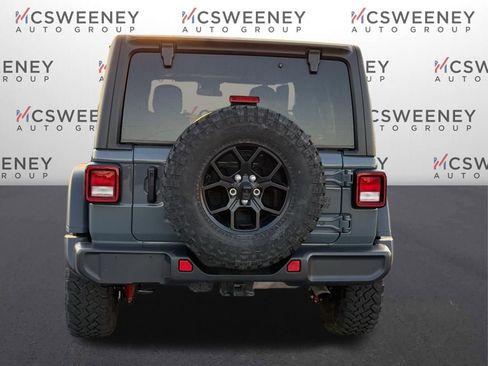 Used 2025 Jeep Wrangler Willys AWD/4WD image 4
