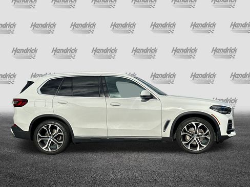 Used 2023 BMW X5 xDrive40i w/ Premium Package image 3