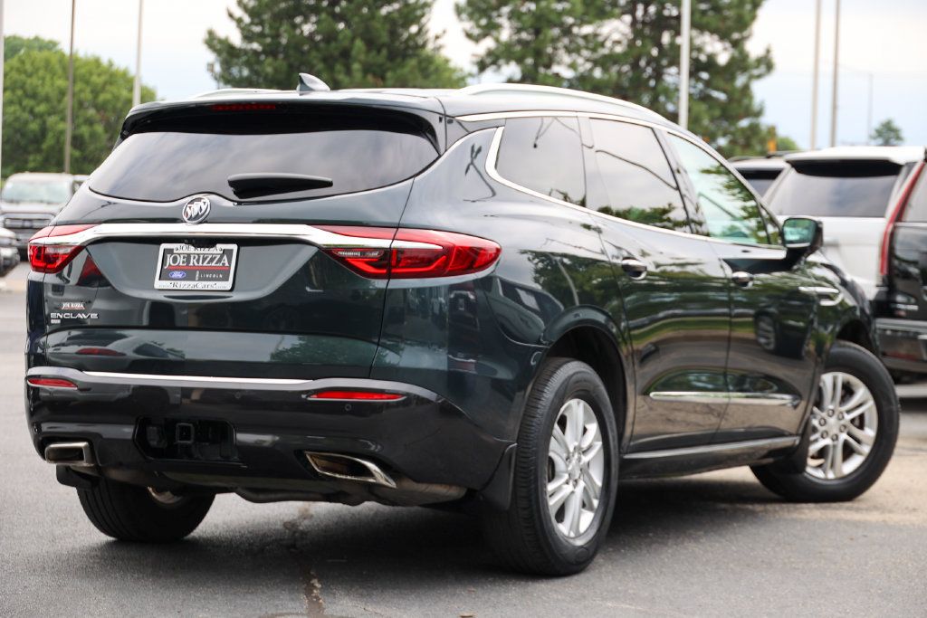Used 2020 Buick Enclave Essence w/ Sound and Sites Package AWD/4WD image 18