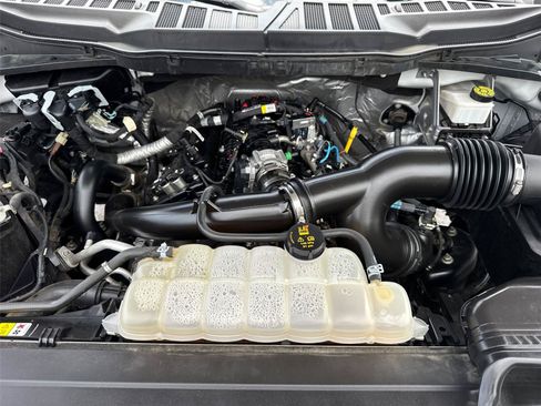 Used 2021 Ford F150 XL w/ Equipment Group 101A High RWD image 9