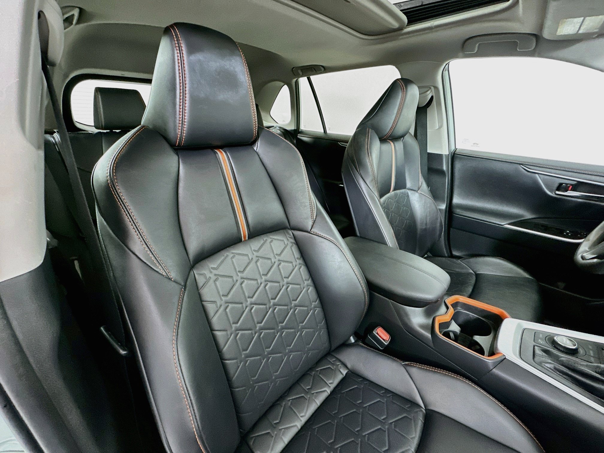 Used 2019 Toyota RAV4 Adventure w/ All Weather Liner Package AWD/4WD image 26
