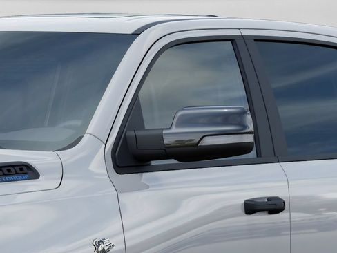 New 2026 RAM 1500 4x4 Crew Cab image 14