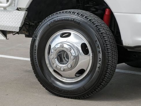 Used 2017 Ford F350 Lariat w/ Lariat Ultimate Package image 48