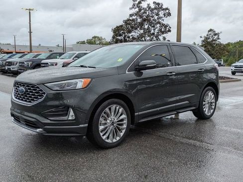 Used 2024 Ford Edge Titanium w/ Titanium Elite Package image 8