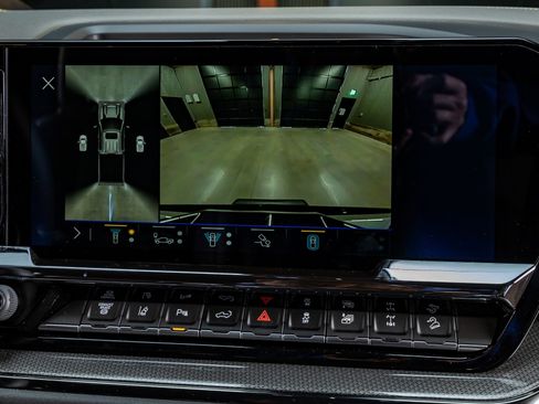 Used 2026 Chevrolet Silverado 2500 ZR2 w/ LPO, Dark Essentials Package image 26