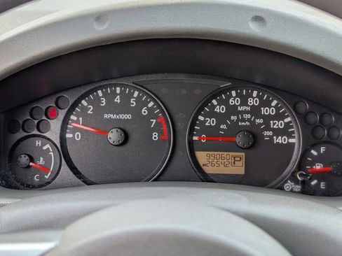 Used 2021 Nissan Frontier SV w/ Midnight Edition Floor Mats image 13