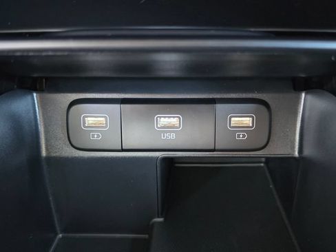 Used 2022 Kia Sorento S FWD image 18
