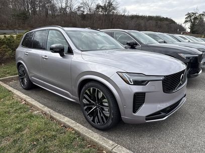 New 2026 Volvo XC90 B6 Ultra w/ Lounge Package