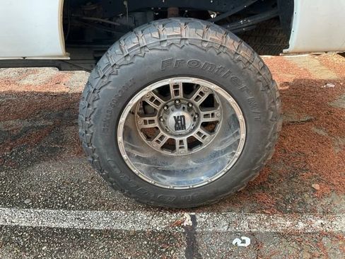 Used 2015 Ford F350 Lariat AWD/4WD image 12
