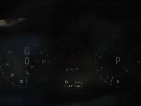 Used 2017 Land Rover Range Rover Long Wheelbase Supercharged image 33