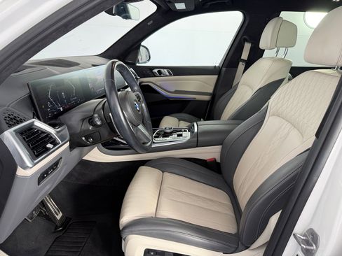 Used 2024 BMW X7 xDrive40i w/ Executive Package AWD/4WD image 5