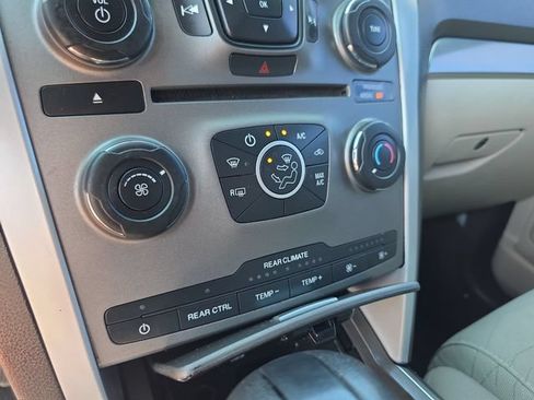 Used 2013 Ford Explorer 4WD w/ Class III Trailer Tow Pkg image 17