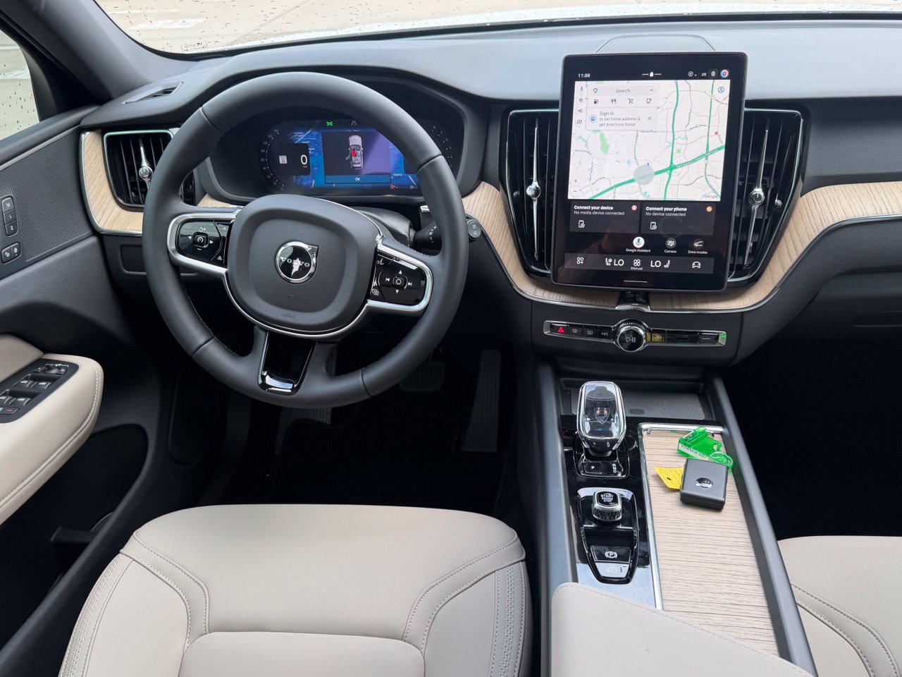New 2027 Volvo XC60 B5 Core AWD/4WD image 12