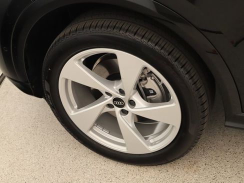 New 2025 Audi Q5 Premium AWD/4WD image 29