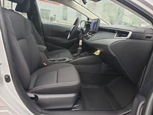 Used 2026 Toyota Corolla LE FWD image 17