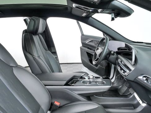 Certified 2025 Cadillac Lyriq Luxury w/ LPO, Floor Liner Package AWD/4WD image 21