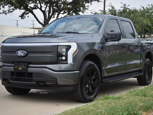 New 2024 Ford F150 Lightning XLT w/ Max Trailer Tow Package image 3