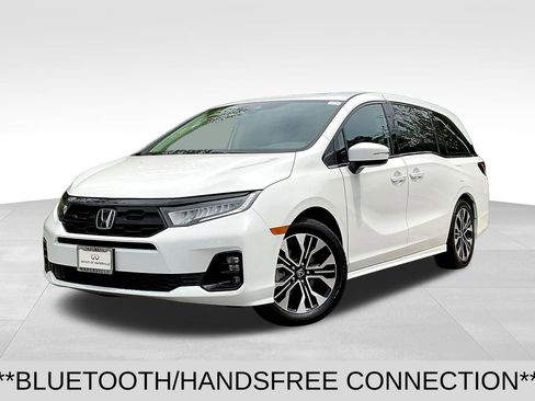 Used 2026 Honda Odyssey Elite image 3