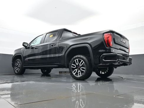 Used 2025 GMC Sierra 1500 AT4 w/ AT4 Preferred Package AWD/4WD image 28
