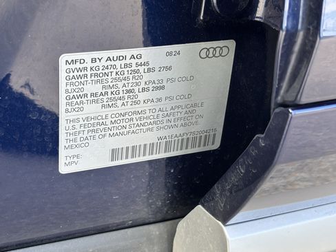 Certified 2025 Audi Q5 2.0T Premium Plus w/ Premium Plus Package AWD/4WD image 37