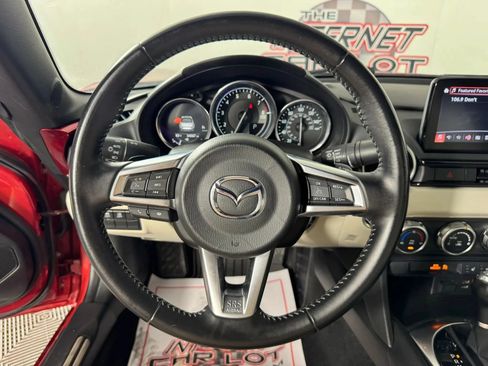 Used 2021 MAZDA MX-5 Miata Grand Touring RWD image 20