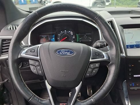 Used 2020 Ford Edge ST w/ Equipment Group 401A AWD/4WD image 30