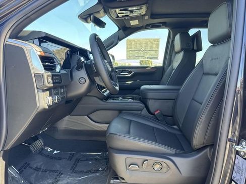 New 2026 GMC Yukon XL Denali w/ Denali Reserve Package RWD image 20