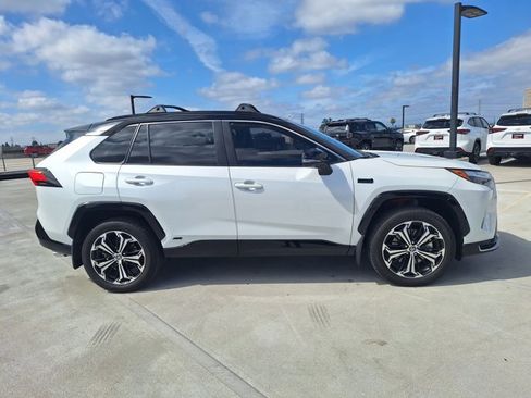 Used 2024 Toyota RAV4 XSE w/ Premium Package image 4