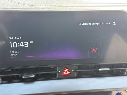 Used 2024 Kia Sportage EX AWD/4WD image 21