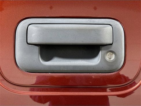 Used 2016 Ford F250 Lariat w/ Lariat Ultimate Package image 17