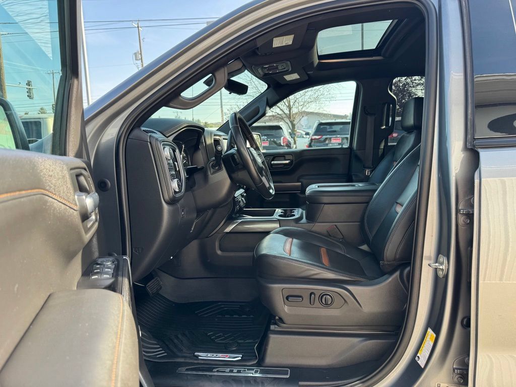 Used 2020 GMC Sierra 1500 AT4 w/ AT4 Premium Package AWD/4WD image 12