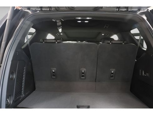 Used 2021 Chevrolet Tahoe High Country AWD/4WD image 29